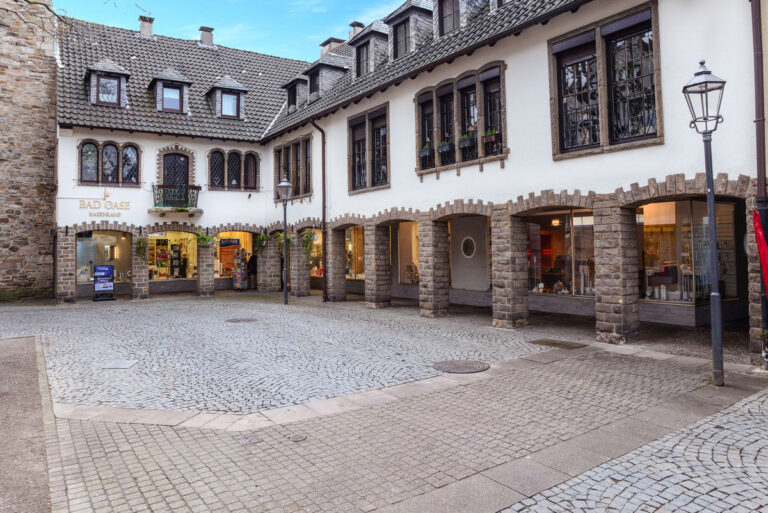 badausstellung hattingen 768x513